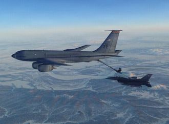 طائرة تزويد بالوقود أمريكية ترسل إشارة استغاثة قرب جزيرة كريت