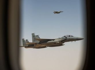 مصادر لرويترز: الرياض تستعد لهجوم واسع على الحوثيين لتأمين البحر الأحمر