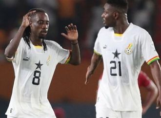 الاتحاد الغانى يعلن مقتل لاعب في هجوم مسلح على حافلة فريقه