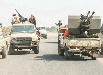 مستشار وزير الدفاع اليمني: نسيطر على 75% من البلاد ونفرض حصارًا على الحوثيين