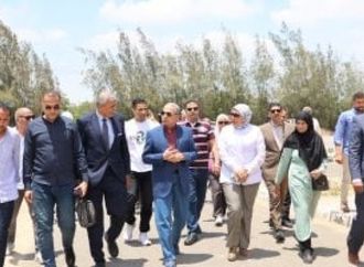 محافظ الإسماعيلية يتفقد مشروعات «حياة كريمة» بقرية التقدم بالقنطرة شرق
