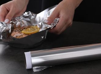 دراسة: الاستخدام الخاطئ لورق الألومنيوم قد يضر الكلى والعظام والجهاز العصبي