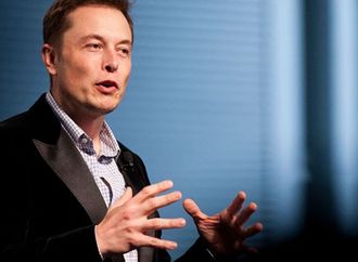 ماسك يتهم الحكومة البريطانية بـ الفاشية على خلفية تهديدات بحجب منصة إكس