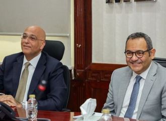الرئيس الجديد لـ"تنمية المشروعات" يستعرض مع لجنة الإدارة العليا موقف البرامج التي يتولاها الجهاز