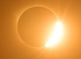كسوفان الشمس و3 خسوفات للقمر.. موعد أول كسوف شمسى مرتقب وأماكن رؤيته