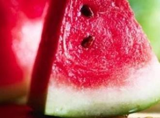 عشان تحصد كل فوائدها.. إزاى تختار البطيخة الحلوة 