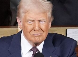 مرسوم من ترامب لحماية عائدات النفط الفنزويلية من الدعاوى والملاحقات القضائية