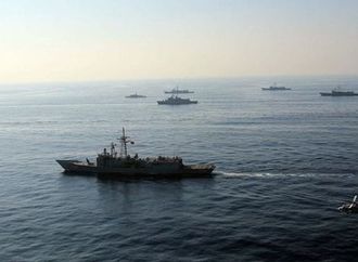 في تحدٍ للحصار الأمريكي.. ناقلة نفط إيرانية تنجح في عبور مضيق هرمز