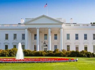 البيت الأبيض: ترامب متفائل بإمكانية التوصل إلى اتفاق سلام دائم بالشرق الأوسط