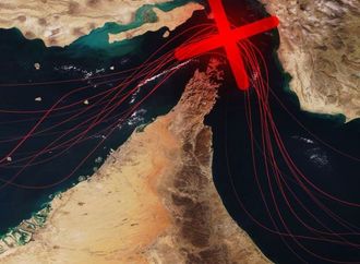دبلوماسية المضيق.. ماكرون: نخطط لعملية سلمية مع دول أخرى لفتح هرمز
