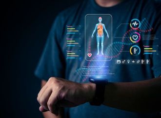 أجهزة تتبع اللياقة تعزز استقلالية كبار السن