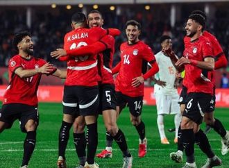 يا رب كملها بالستر.. تعليق وزير الشباب والرياضة عبر الفيسبوك على نتيجة مصر وكوت ديفوار