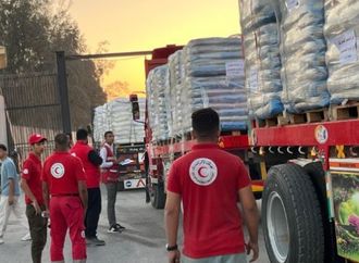 مدير الهلال الأحمر عن انطلاق القافلة 175: استجابة مصر لغزة مستمرة حتى لو أدار العالم ظهره