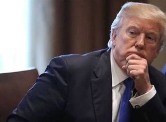 شبكة أمريكية: ترامب تحدث مع قائد الجيش الباكستاني قبل زيارته لإيران