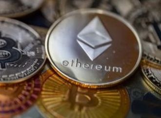بيتكوين تواصل التعافى وتصعد 2.3% بدعم التوصل لإطار اتفاق بين أمريكا وإيران