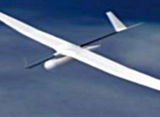 سلاح معدّل بيد الحرس الثوري الإيراني