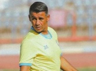 ميلود حمدى يعلن اليوم قائمة الإسماعيلى لمواجهة البنك الأهلى وعودة محمد حسن