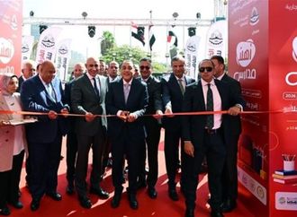 رئيس الوزراء يفتتح المعرض الرئيسي لـ "أهلًا مدارس 2026".. صور
