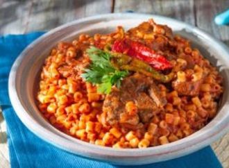 طريقة عمل مكرونة بالصوص الأحمر والكريمة.. وصفة اقتصادية بطعم المطاعم