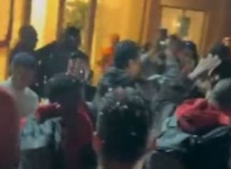 شاهد احتفالات لاعبى منتخب مصر بالفندق عقب الفوز على كوت ديفوار واستقبال خاص لهم