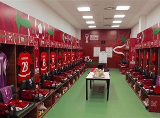 بالصور .. غرفة ملابس الفراعنة قبل مواجهة كوت ديفوار