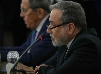 عراقجي يهدد بضربات عسكرية واسعة حال اندلاع حرب جديدة