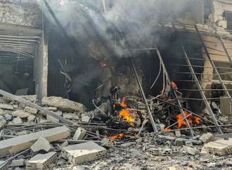 غارات إسرائيلية على لبنان.. ومقتل 8 من عناصر أمن الدولة