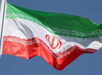 قائد الجيش الإيراني يوجه بالاستعداد لأي هجوم بري