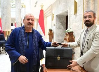 النواب الجدد يتسلمون كارنيه عضوية مجلس النواب