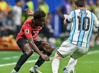 مدرب حراس منتخب مصر يكشف كواليس انفعاله أمام ميسي