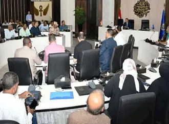 بالصور.. محافظ أسوان يعتمد خطة مواجهة الكوارث والأزمات للعام 2026/2027
