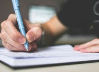 إزاى تتجاوز ضغوط المراجعات النهائية فى الثانوية العامة؟ 4 طرق فعالة