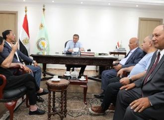 دعم للمربين وتطوير العنابر.. وزير الزراعة يصدر قرارات عاجلة للنهوض بصناعة الدواجن