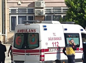 تركيا.. اصطدام حافلة سياحية بشاحنة وإصابة عشرة أشخاص