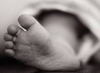 حملت بها سفاحًا.. ضبط المتهمة بإلقاء رضيعتها من شرفة شقتها ببولاق الدكرور