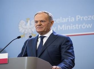 رئيس وزراء بولندا: التهديدات الأمريكية بالسيطرة على جرينلاند قد تثير التوترات داخل الناتو