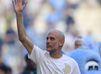 غوارديولا يتعهد بدعم خليفته في مانشستر سيتي