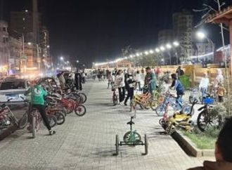 أجواء مبهجة لاحتفالات المواطنين بشم النسيم على الممشى السياحى بالدقهلية.. فيديو