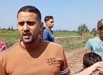 "هددوا بتعطيل القطار بسبب أزمة المياه".. ماذا يحدث في نبروه بالدقهلية؟ (صور)