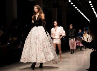 أسبوع موسكو لموضة 2026: منصة عالمية للمصممين الصاعدين