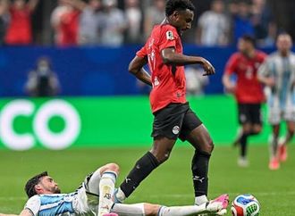 هيثم حسن: والدي يشجع الزمالك.. وميسي لاعب استثنائي