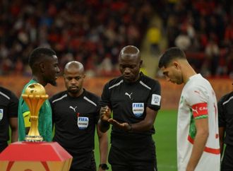 قرار من الفيفا يثير الجدل حول نهائي المغرب والسنغال