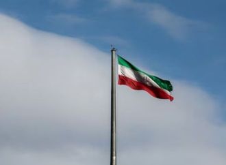 شبكة الظل الإيرانية.. كيف تتحدى طهران العقوبات وتعيد بناء ترسانة الطائرات المسيرة؟