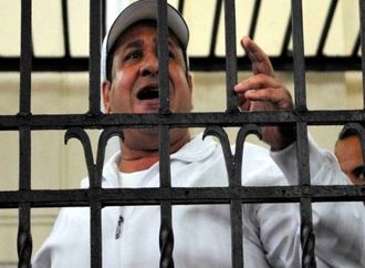مصر.. صبري نخنوخ يواجه اتهامات جديدة واستدعاؤه من محبسه للتحقيق