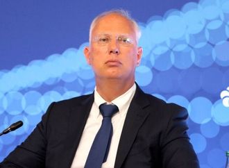 دميترييف: مؤسسة "غيتس" سيطرت على اللقاحات لأغراض خبيثة