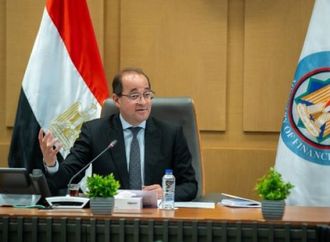 المالية: موزانة العام المالي المقبل تواجه المخاطر المحتملة