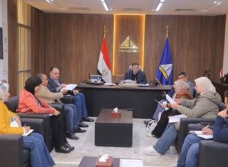 محافظ دمياط يناقش مشروعات حماية نهر النيل