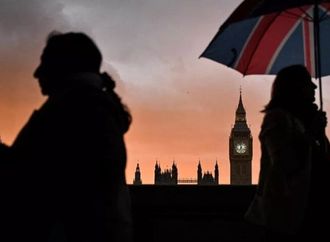 العلاقة المنسية بين الملكة فيكتوريا وخادمها عبد الكريم!