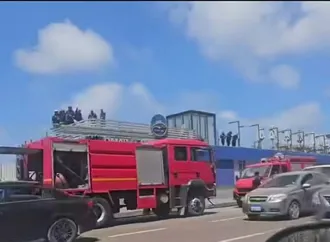 إصابة 3 أشخاص في حريق مطعم أسماك شهير أعلى  كوبري سيدي جابر بالإسكندرية