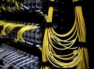 الصين تتجه إلى المفاعلات النووية لمواكبة سباق الذكاء الاصطناعي